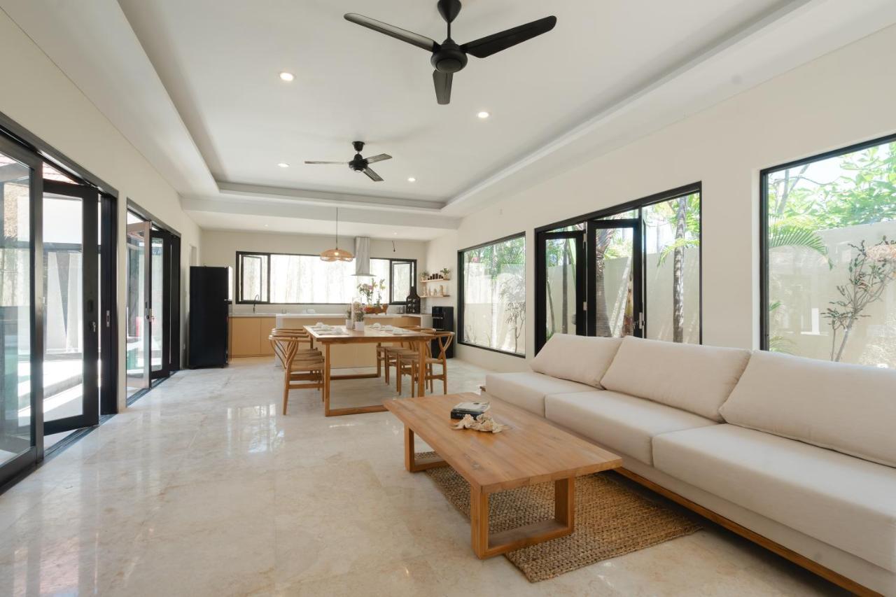 Maribel Villa Bali Семиняк Екстериор снимка
